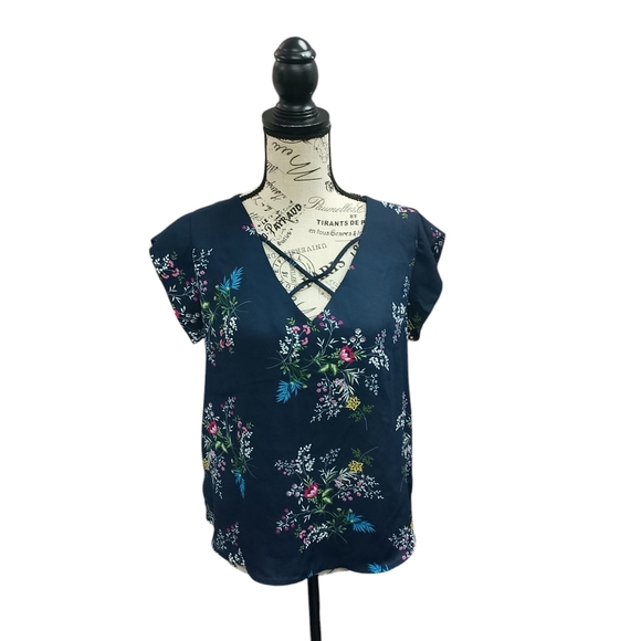Lily White Blue Cap Sleeve Relaxed Blouse with Tie Front - Picture 1 of 5